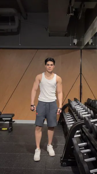 Escorts Manila, Philippines Amadeoxxx