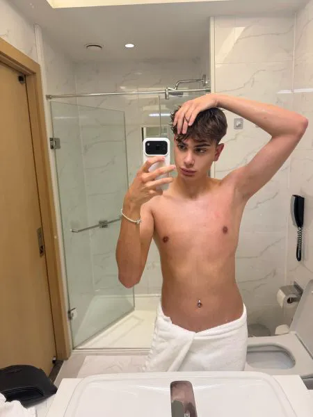 Escorts Dubai, United Arab Emirates HotboyArthur