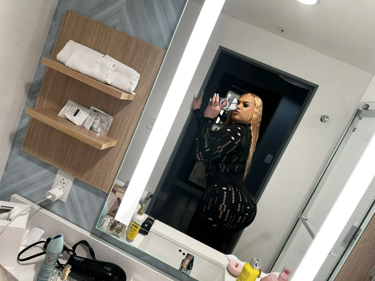 Escorts Providence, Rhode Island CATALINA WARWICK