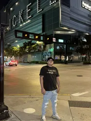 Escorts Chicago, Illinois RomanVega