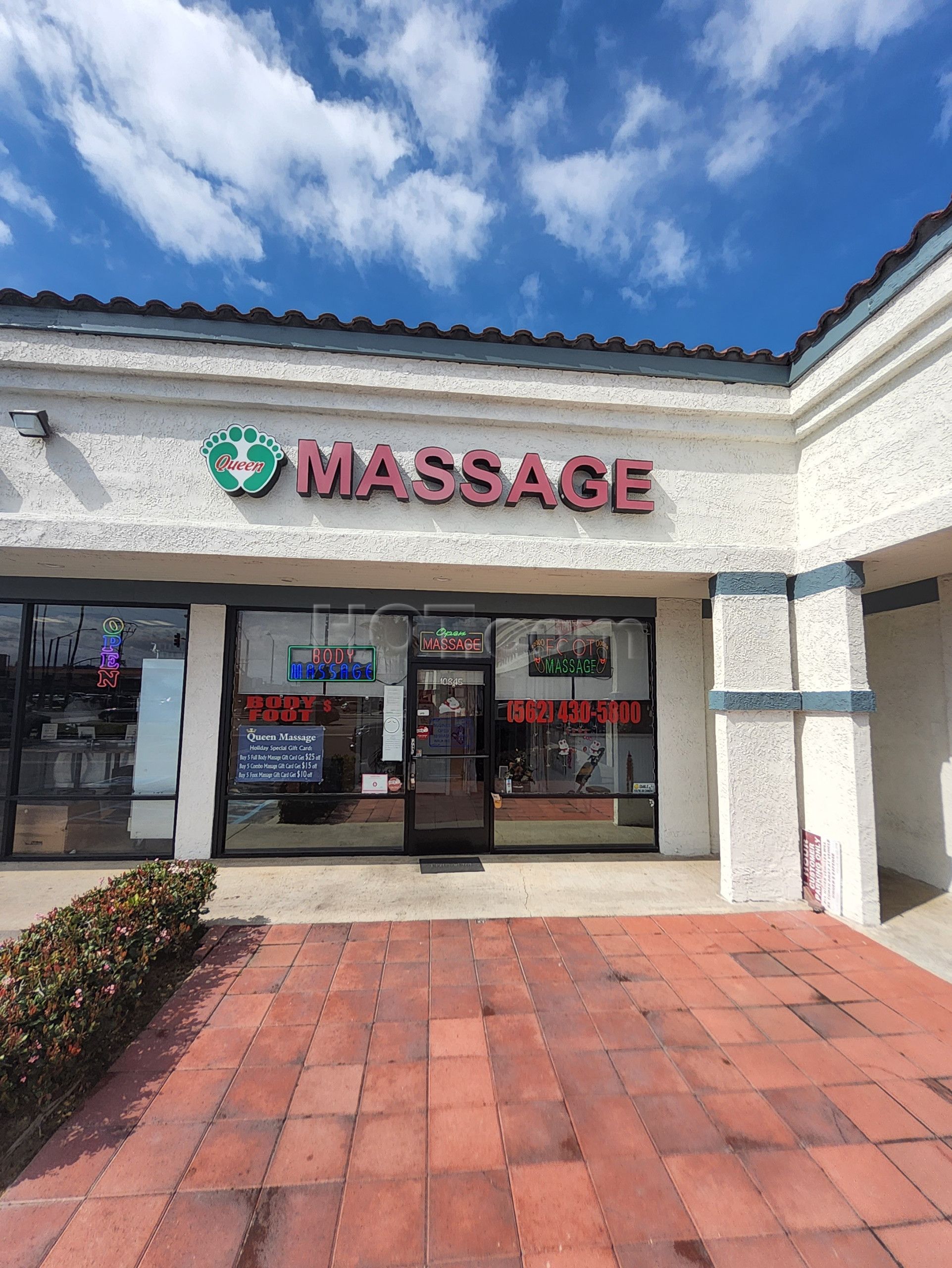 Los Alamitos, California Queen Massage