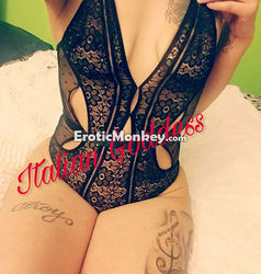 Escorts Sacramento, California Italian Goddess