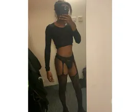 Escorts Earls Barton, England NAUGHTY CD BLACK FEM 24 7 💋 OUTCALLS ONLY