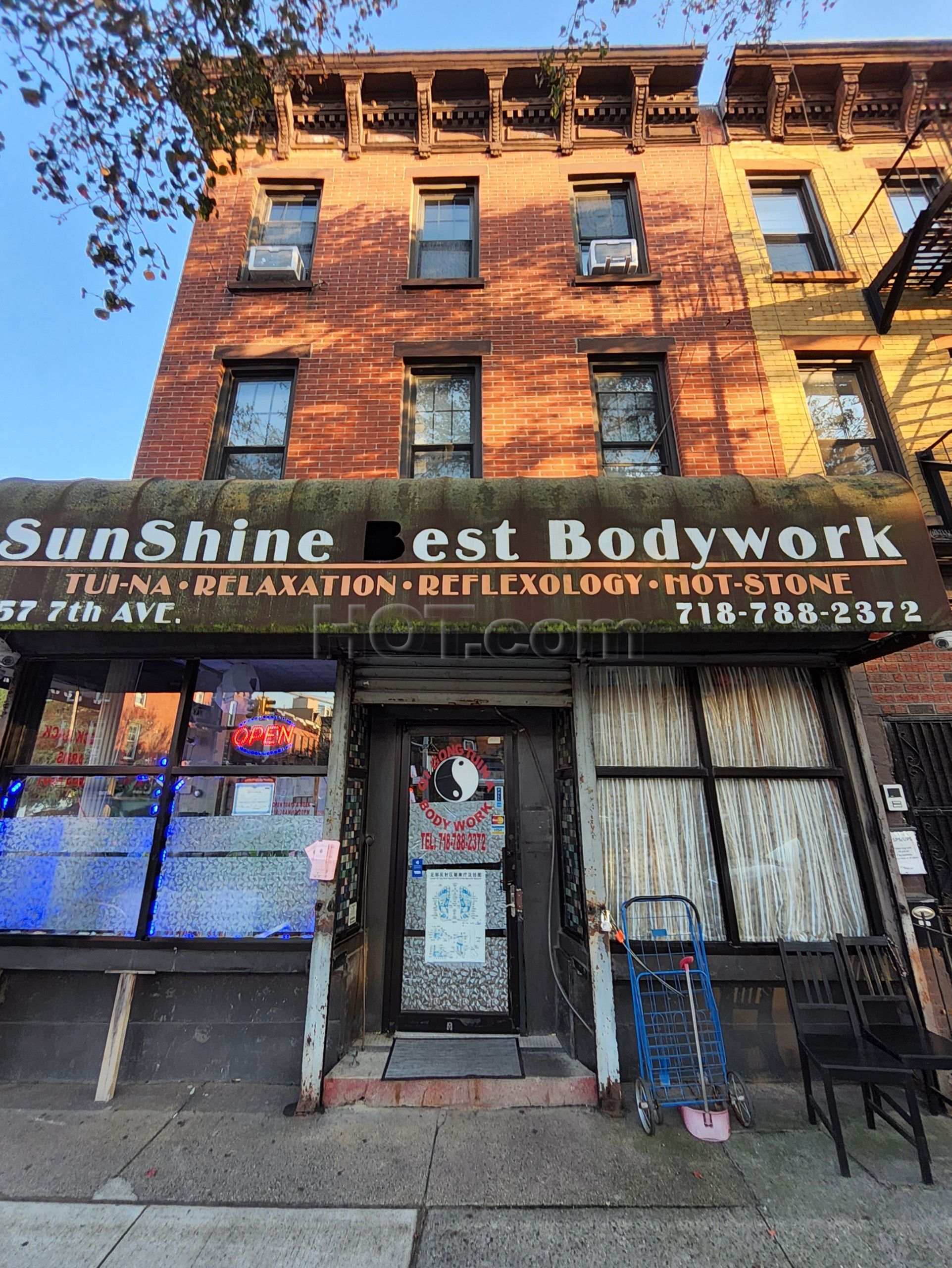 Brooklyn, New York Sunshine Imperial Bodywork