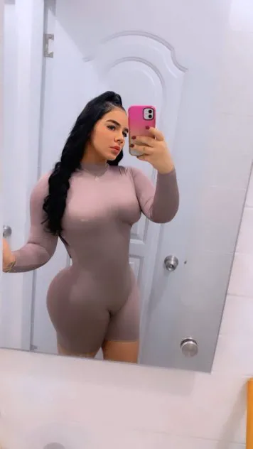 Escorts Toledo, Ohio Pay Cash Full Service Latina hot available call me daddy No game