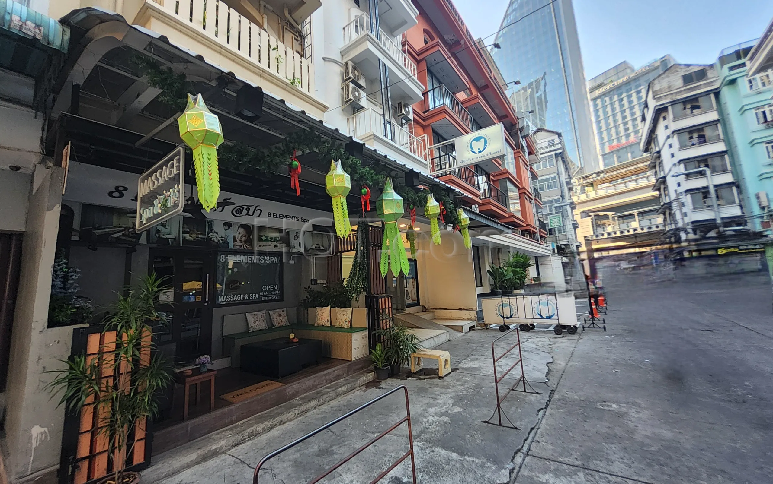 Bangkok, Thailand 8 Elements Spa Massage