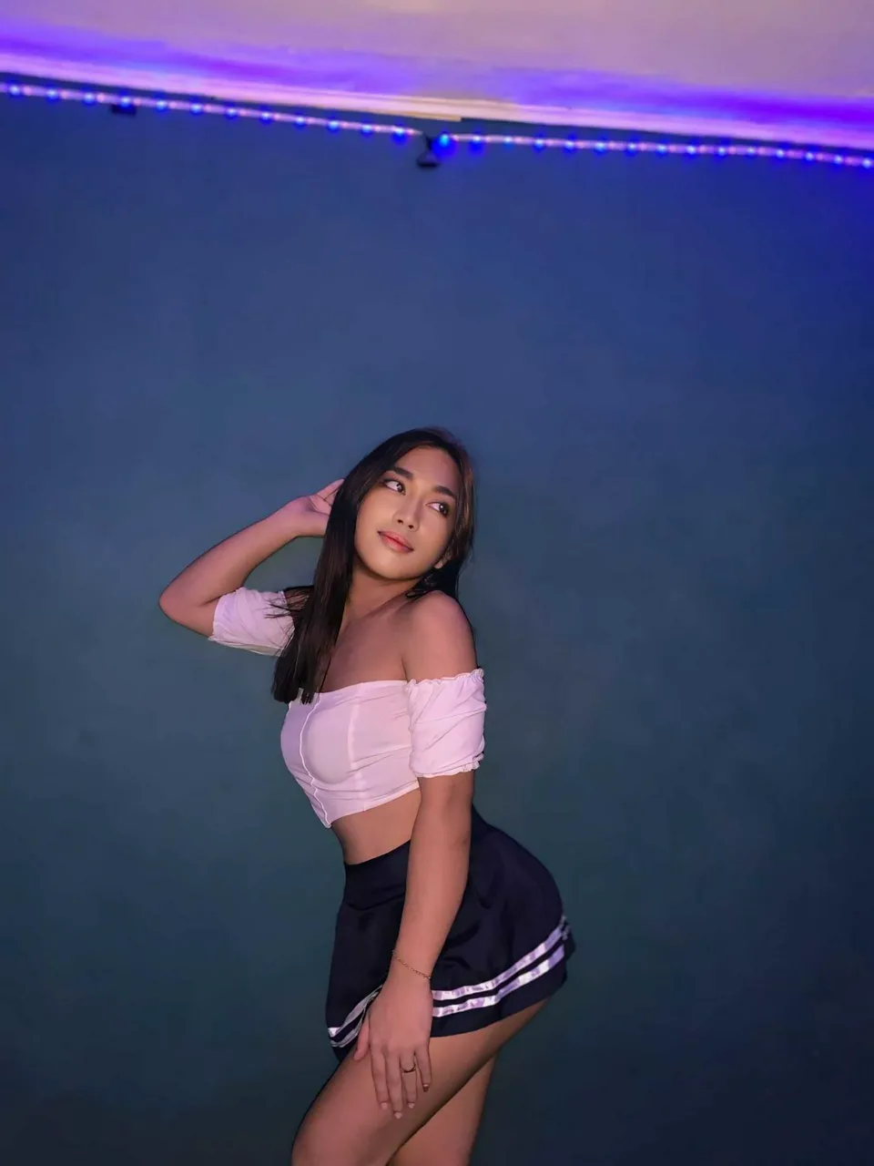 Escorts Manila, Philippines Asian Mira for Camshow