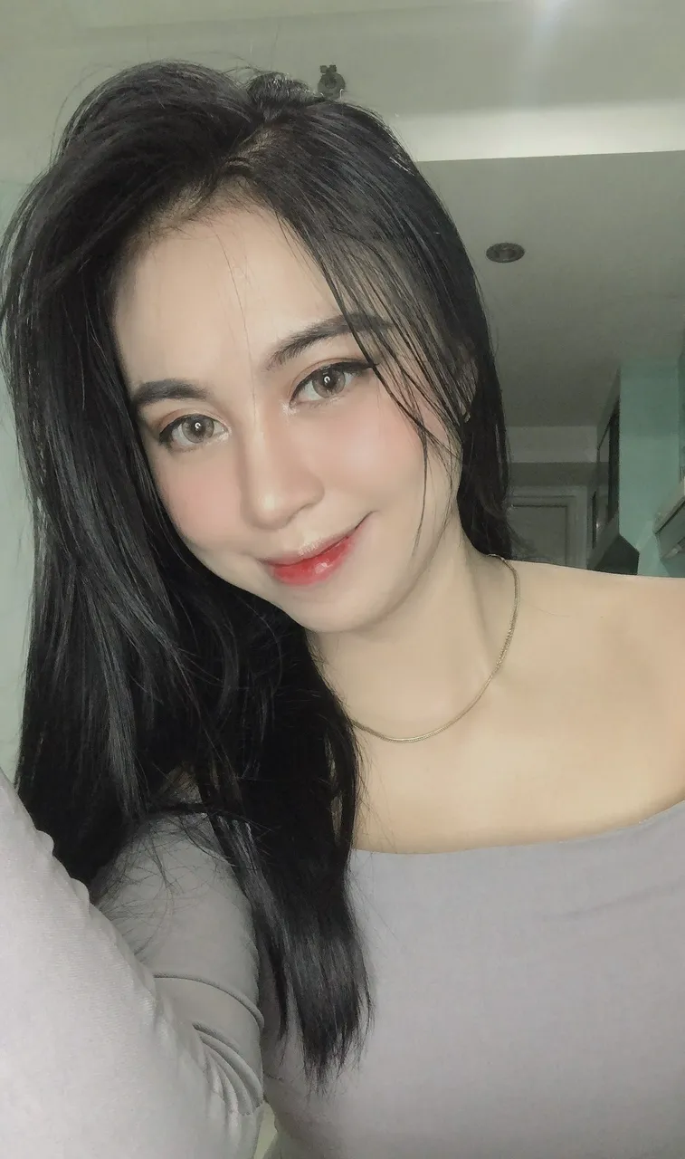 Escorts Makati City, Philippines Miho