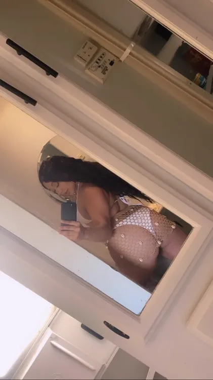 Escorts Fresno, California luxuriousLatina