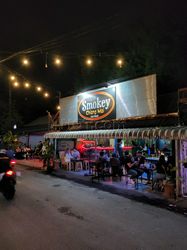 Beer Bar Chiang Mai, Thailand Smokey