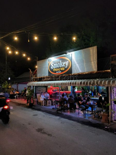 Beer Bar / Go-Go Bar Chiang Mai, Thailand Smokey