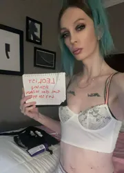 Escorts Mississauga, Ontario Raven blu