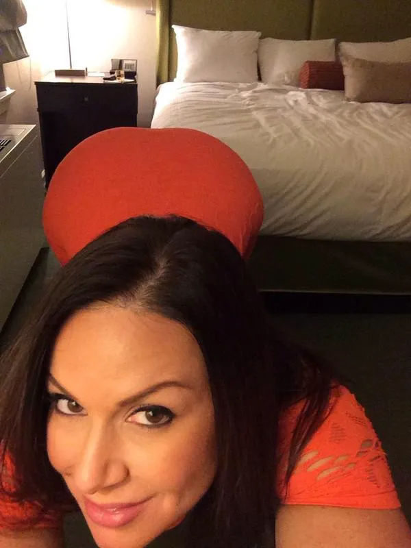 Escorts Oakville, Ontario Vera