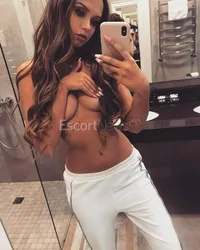 Escorts Lebanon Nana