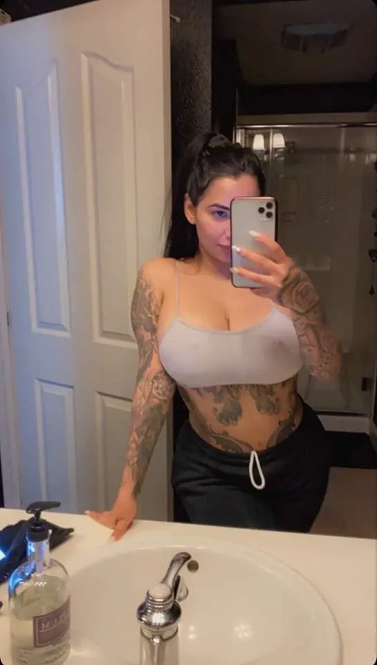 Moncton, Female Escorts - 715-288-1131