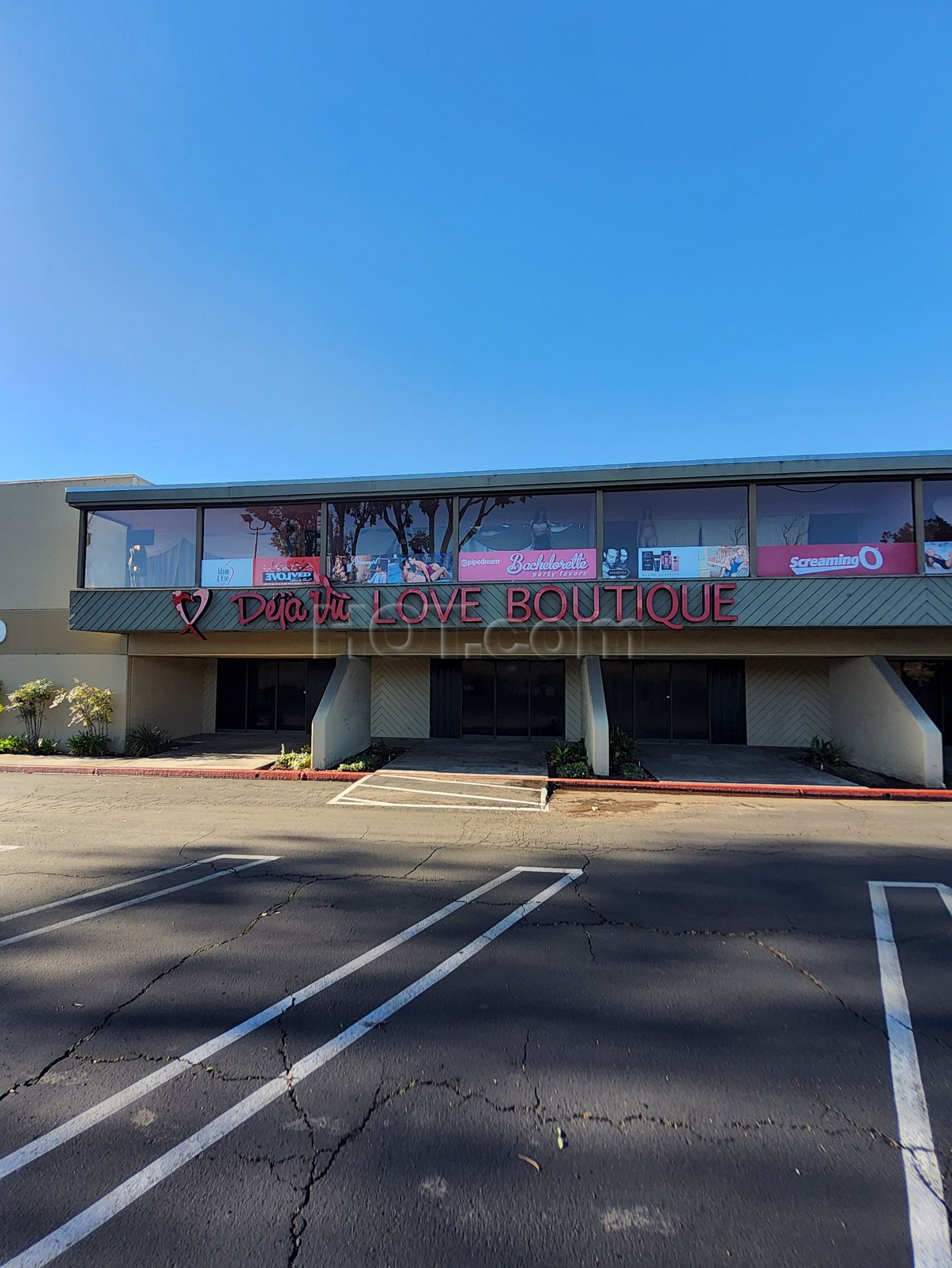 Vista, California Deja Vu Love Boutique