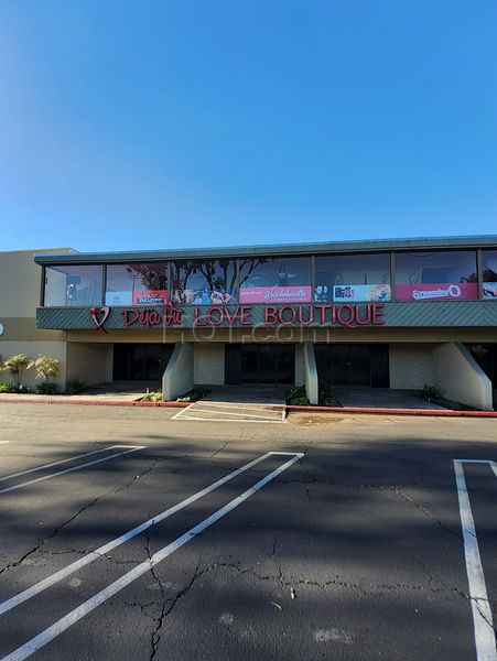 Sex Shops Vista, California Deja Vu Love Boutique