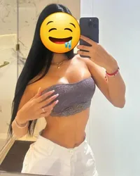 Escorts Phoenix, Arizona Camila