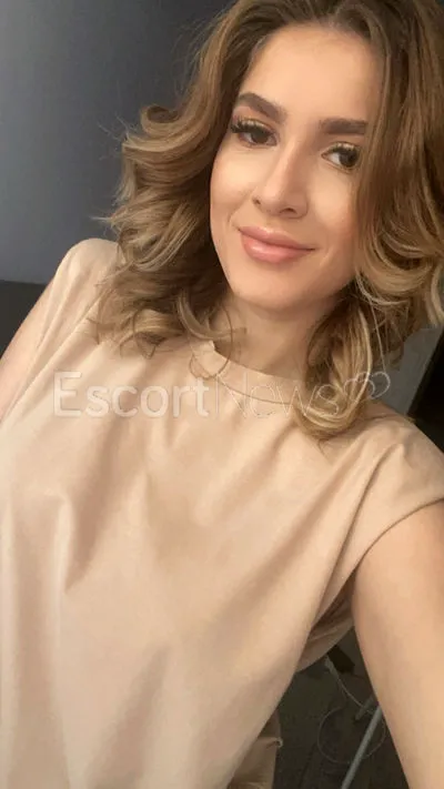 Escorts France Alicia