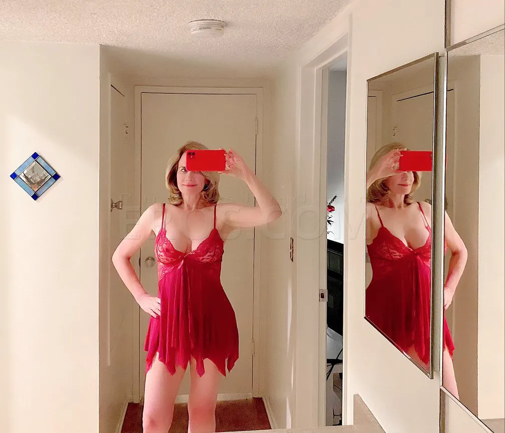 Escorts Los Angeles, California Jenny in the Valley