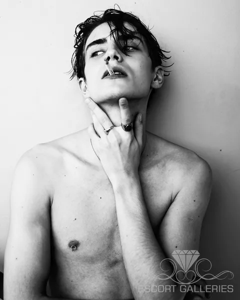 Escorts Moscow, Russia Nick