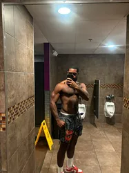 Escorts Orlando, Florida Tyetop