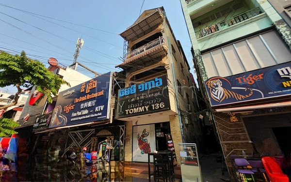 Beer Bar / Go-Go Bar Phnom Penh, Cambodia Tommy 136