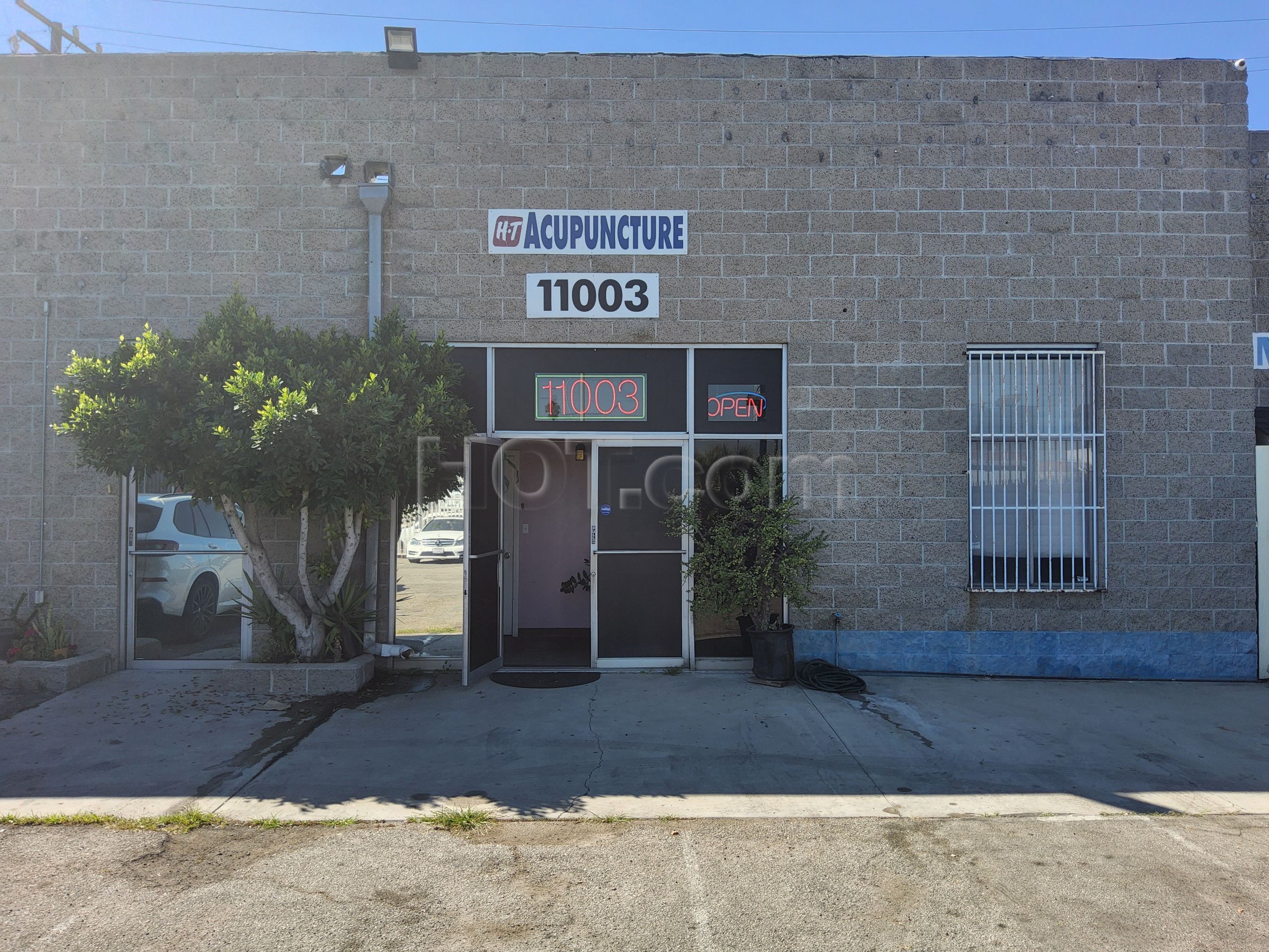 Inglewood, California HT Accupuncture