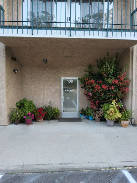 Massage Parlors Santa Clarita, California a & T Health Center
