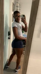 Escorts Alexandria, Virginia Genesisgorgeous
