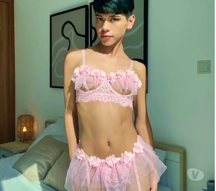 Escorts Watford, England LADYBOY Colombia 🇨🇴