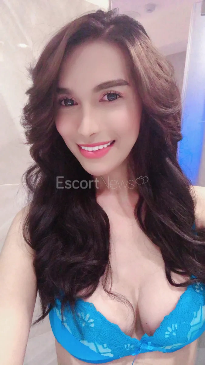 Escorts United Arab Emirates Yoshie69