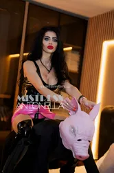 Escorts Marseille, France Mistress Antonella