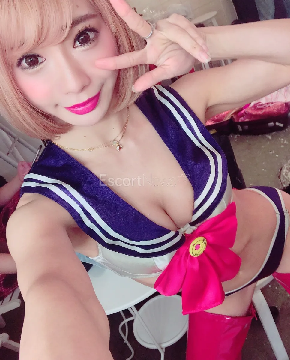 Escorts Japan AKI