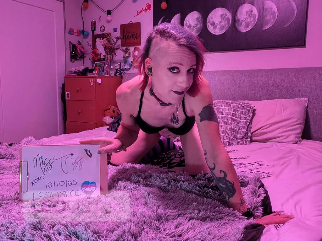 Escorts Barrie, Ontario Triss