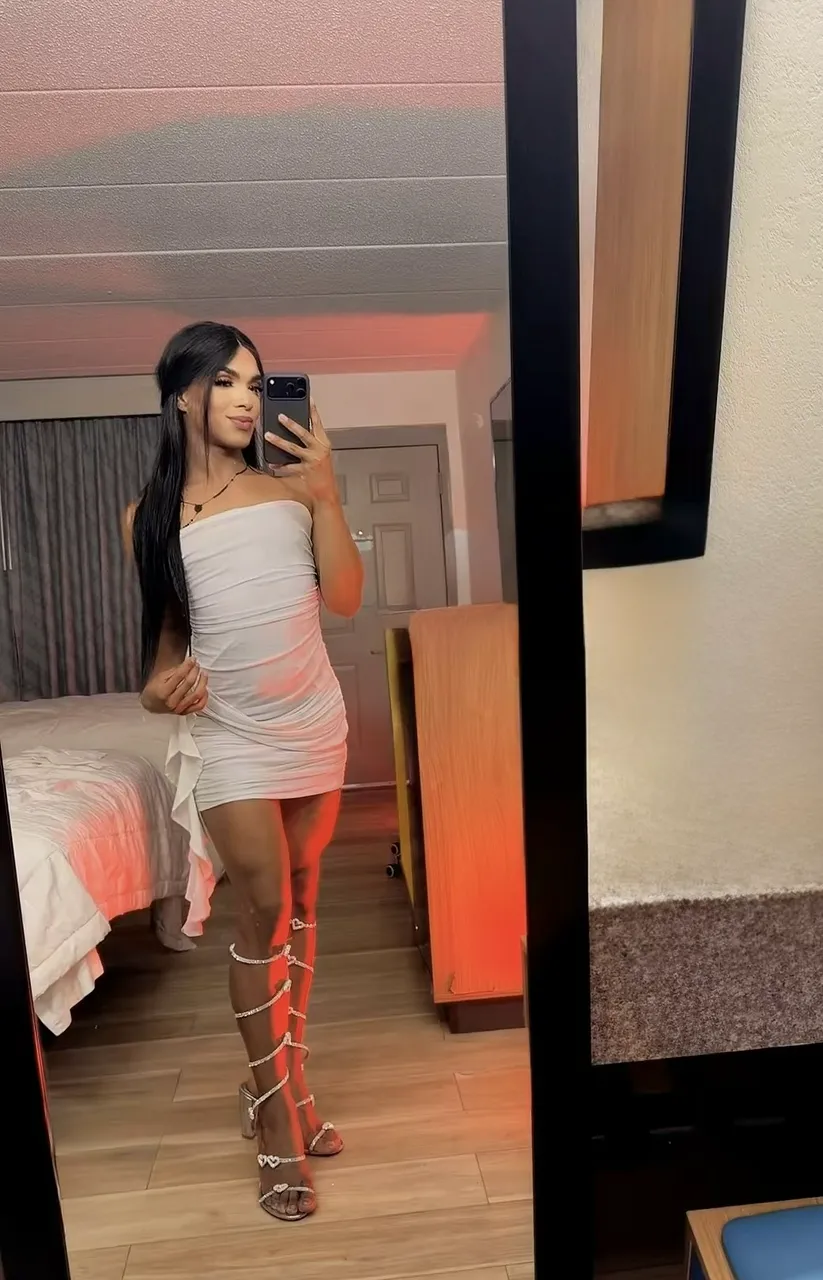 Escorts Indianapolis, Indiana Powerful_Skinny_vers