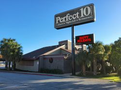 San Antonio, Texas Perfect 10 Mens Club