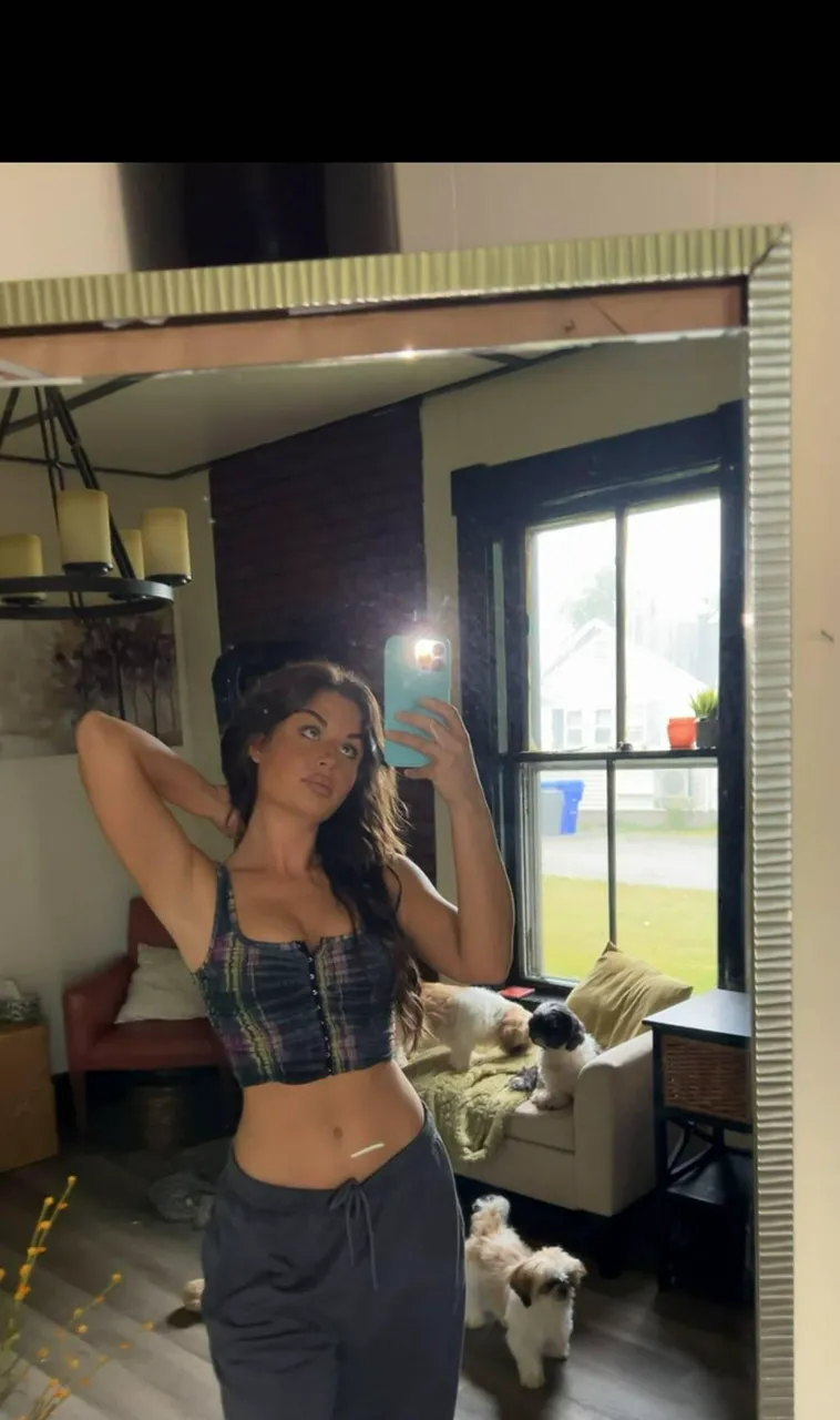 Escorts Medicine Hat, Alberta Valerie