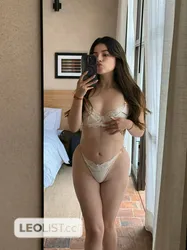 Escorts Kitchener, Ontario kit  604.243.4689