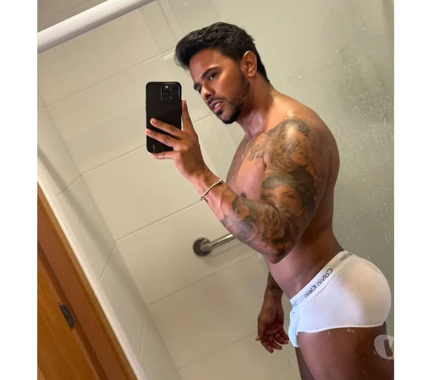 Escorts Branksome, England Leonardo Brazilian full service