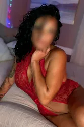 Escorts Roxanne