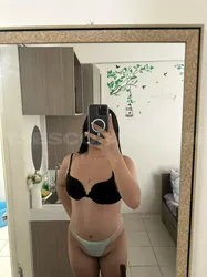 Escorts Taguig, Philippines Alysson