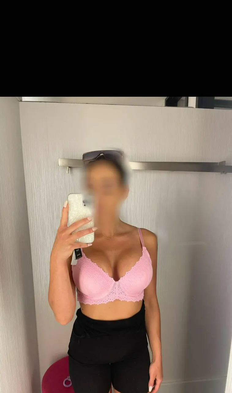 Escorts Montreal, Quebec Samantha