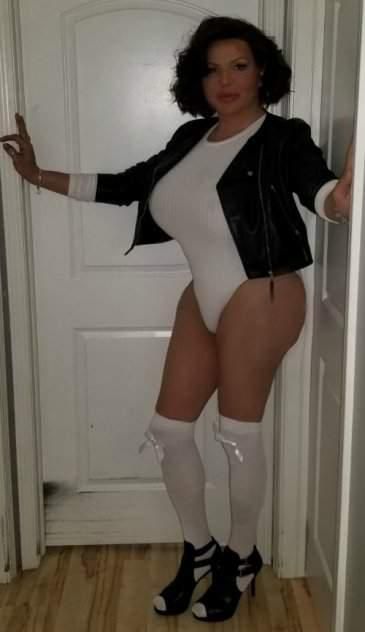 Escorts Muskegon, Michigan Two TGURL Sessions visiting GR. FRIDAY AND SATURDAY