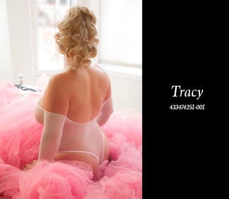 Escorts Edmonton, Alberta TRACY