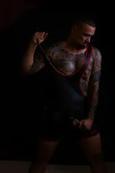 Escorts London, England Juni_TopBoyAlpha