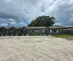 Ruskin, Florida Cherry Blossom Massage