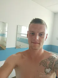 Escorts Recklinghausen, Germany null