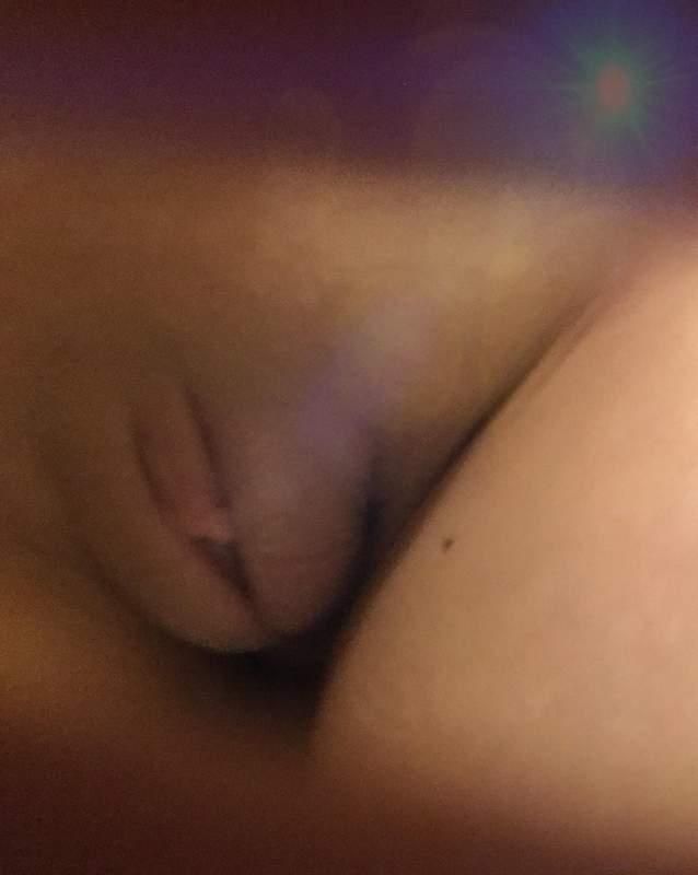 Escorts Denver, Colorado Brooke's in Englewwod-> Cum C my Airbnb! It's SO PRIVATE!