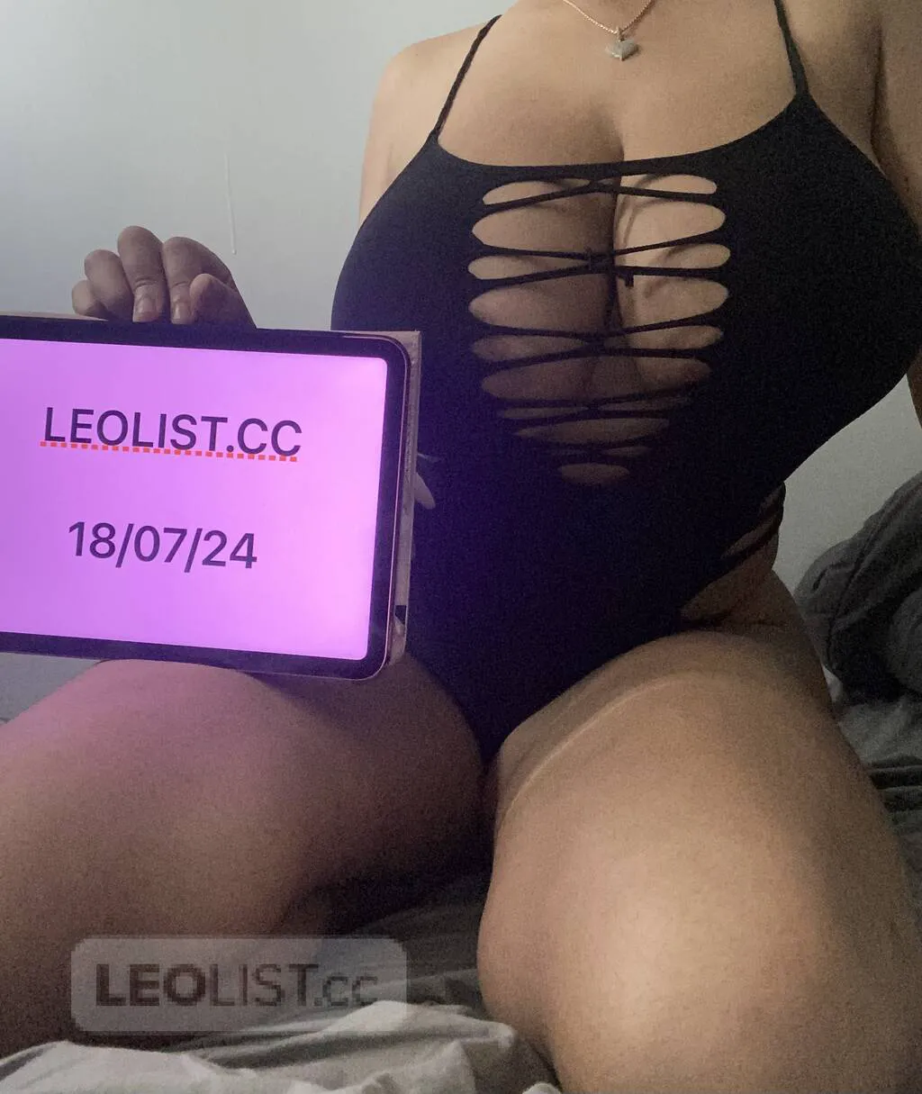 Escorts Ottawa, Ontario 𝐓𝐢𝐠𝐡𝐭 & 𝐰𝐞𝐭 || OUTCALLS || Multi HR specials